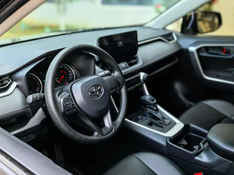 Toyota Wildlander 2024 2.0L Versión líder con tracción en dos ruedas exterior foto 4