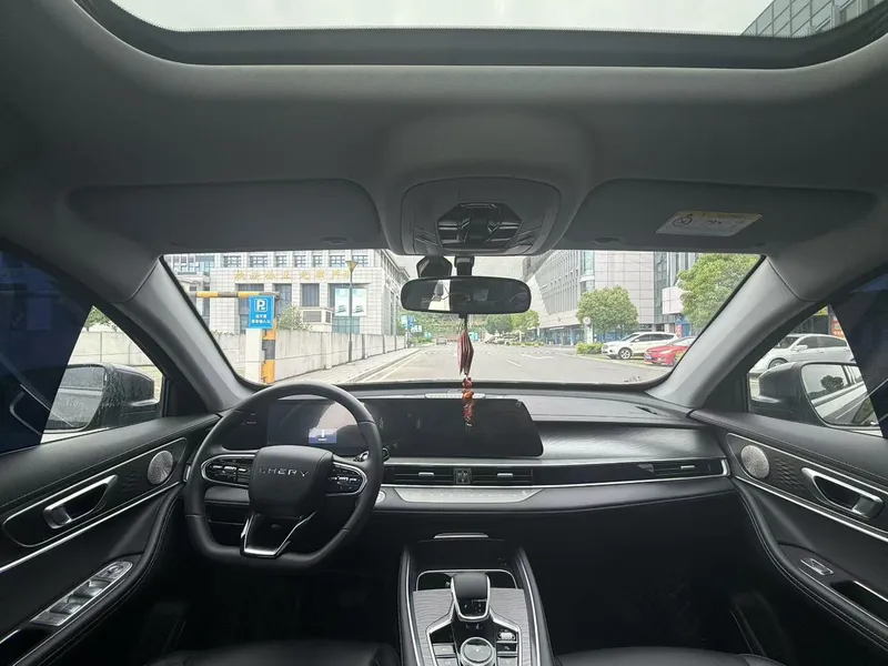 Chery Tiggo 8 PLUS 2024 Champion Edition Kunpeng 290TGDI DCT Hao Yue Edition 5 seat interior photo 8 Chery Tiggo 8 PLUS 2024 Champion Edition Kunpeng 290TGDI DCT Hao Yue Edition 5 seat interior photo 8