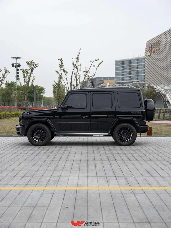 Mercedes-Benz G-Class 2022 4.0T Automatique Quatre roues motrices 5 Siège Importations parallèles extérieur photo 7 Mercedes-Benz G-Class 2022 4.0T Automatique Quatre roues motrices 5 Siège Importations parallèles extérieur photo 7