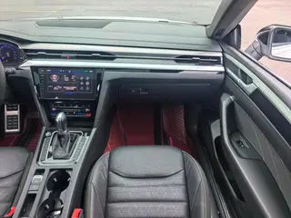 Volkswagen CC 2021 380TSI Versión llamativa interior foto 17 Volkswagen CC 2021 380TSI Versión llamativa interior foto 17