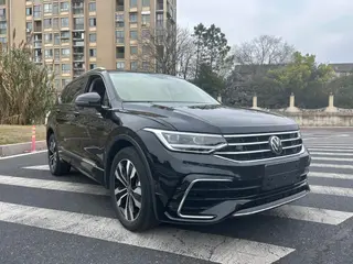 Volkswagen Tiguan L 2025 Excepcional 330TSI Dos tracciones R-Line Edición Long Yao exterior foto 3 Volkswagen Tiguan L 2025 Excepcional 330TSI Dos tracciones R-Line Edición Long Yao exterior foto 3