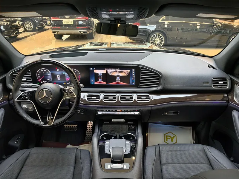 Mercedes-Benz GLS 2024 3.0T Automatic Four-wheel drive 7 seat parallel import interior photo 11 Mercedes-Benz GLS 2024 3.0T Automatic Four-wheel drive 7 seat parallel import interior photo 11