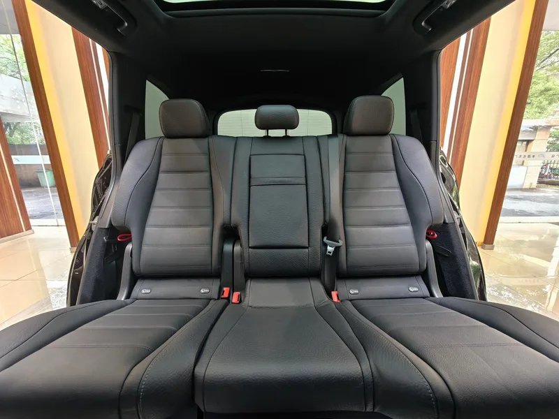 Mercedes-Benz GLS 2024 3.0T Automatic Four-wheel drive 7 seat parallel import interior photo 17 Mercedes-Benz GLS 2024 3.0T Automatic Four-wheel drive 7 seat parallel import interior photo 17