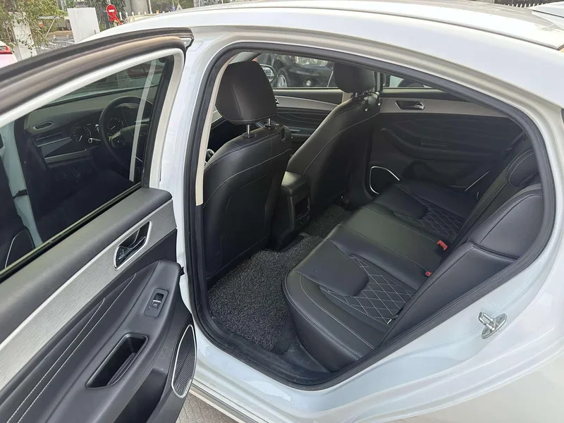 Chery Arrizo GX 2019 Champion Edition 1.5L Manual Elite Country VI interior photo 8 Chery Arrizo GX 2019 Champion Edition 1.5L Manual Elite Country VI interior photo 8