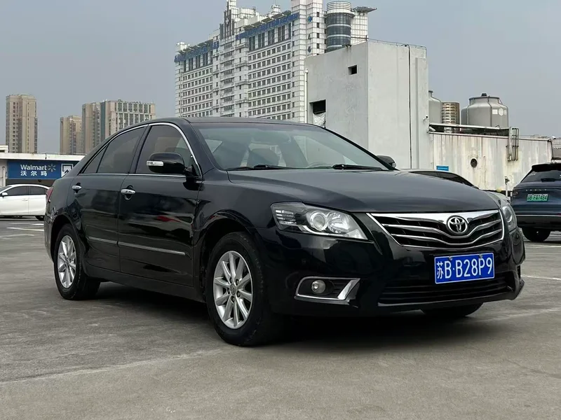 Toyota Camry 2013 200G Classic Deluxe Edition exterior photo 3 Toyota Camry 2013 200G Classic Deluxe Edition exterior photo 3