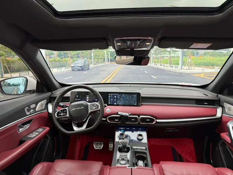 Jetour X70 PLUS 2022 1.6T DCT ground Pro 5 seat interior photo 13 Jetour X70 PLUS 2022 1.6T DCT ground Pro 5 seat interior photo 13
