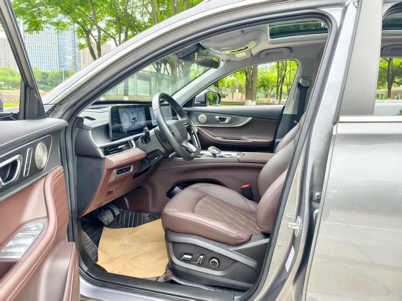Chery Tiggo 8 Pro 2024 Edición campeona 290T Versión pico de dos controladores 7 Asiento exterior foto 4 Chery Tiggo 8 Pro 2024 Edición campeona 290T Versión pico de dos controladores 7 Asiento exterior foto 4