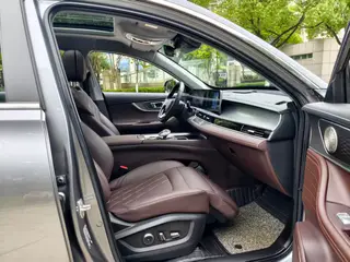 Chery Tiggo 8 Pro 2024 Edición campeona 290T Versión pico de dos controladores 7 Asiento exterior foto 8 Chery Tiggo 8 Pro 2024 Edición campeona 290T Versión pico de dos controladores 7 Asiento exterior foto 8