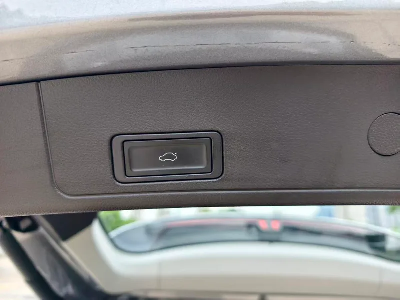 Chery Tiggo 8 Pro 2024 Edición campeona 290T Versión pico de dos controladores 7 Asiento interior foto 13 Chery Tiggo 8 Pro 2024 Edición campeona 290T Versión pico de dos controladores 7 Asiento interior foto 13