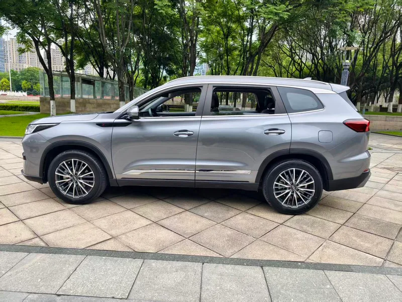 Chery Tiggo 8 Pro 2024 Edición campeona 290T Versión pico de dos controladores 7 Asiento interior foto 17 Chery Tiggo 8 Pro 2024 Edición campeona 290T Versión pico de dos controladores 7 Asiento interior foto 17