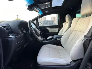 Lexus LM 2020 300h E-Four Four Imperial Edition interior photo 8 Lexus LM 2020 300h E-Four Four Imperial Edition interior photo 8