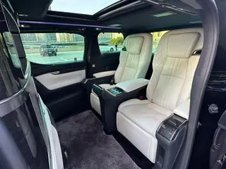 Lexus LM 2020 300h E-Four Four Imperial Edition interior photo 12 Lexus LM 2020 300h E-Four Four Imperial Edition interior photo 12
