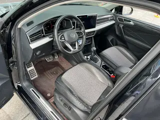 Volkswagen Tiguan L 2023 Restyling 330TSI Two-wheel drive R-Line Enjoy more version exterior photo 6 Volkswagen Tiguan L 2023 Restyling 330TSI Two-wheel drive R-Line Enjoy more version exterior photo 6