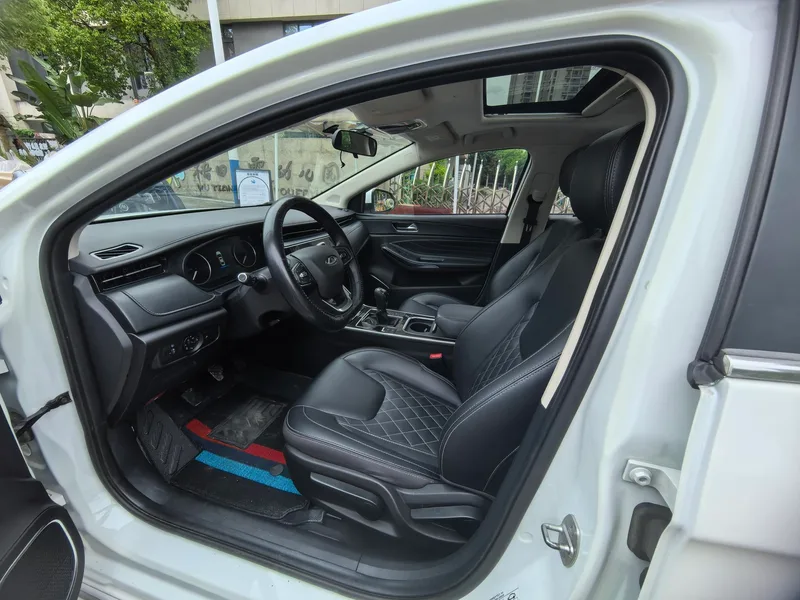 Chery Arrizo GX 2019 Pro 1.5T Version couleur manuelle État VI extérieur photo 7 Chery Arrizo GX 2019 Pro 1.5T Version couleur manuelle État VI extérieur photo 7