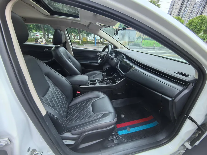 Chery Arrizo GX 2019 Pro 1.5T Version couleur manuelle État VI intérieur photo 11 Chery Arrizo GX 2019 Pro 1.5T Version couleur manuelle État VI intérieur photo 11