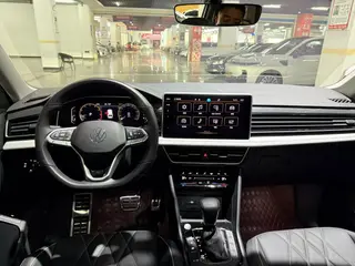 Volkswagen Tiguan L 2024 330TSI Dos tracciones R-Line Edición Yuexiang exterior foto 5 Volkswagen Tiguan L 2024 330TSI Dos tracciones R-Line Edición Yuexiang exterior foto 5