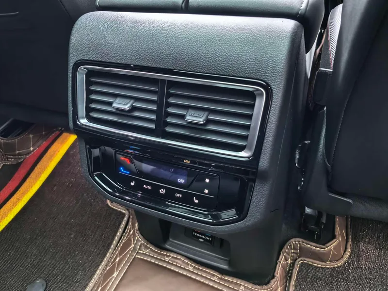 Volkswagen Teramont 2024 Teramont X Вывыдающаяся сумма 380TSI 4 привода Long Yao Edition интерьер фото 16