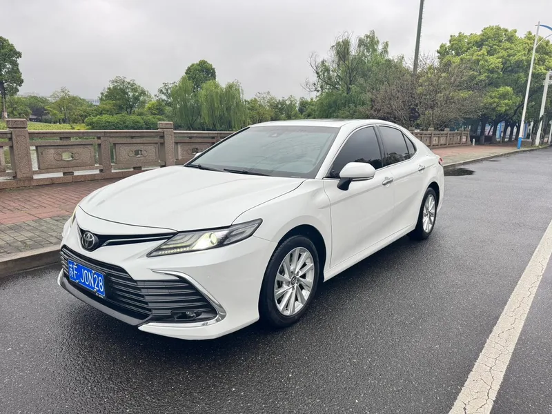 Toyota Camry 2022 2.0G Version de luxe extérieur photo 1 Toyota Camry 2022 2.0G Version de luxe extérieur photo 1