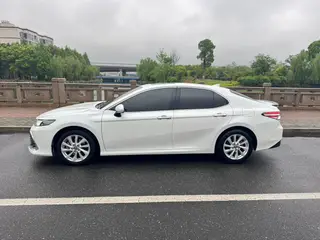 Toyota Camry 2022 2.0G Version de luxe extérieur photo 3 Toyota Camry 2022 2.0G Version de luxe extérieur photo 3