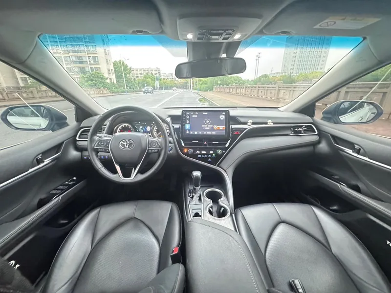 Toyota Camry 2022 2.0G Version de luxe intérieur photo 8 Toyota Camry 2022 2.0G Version de luxe intérieur photo 8