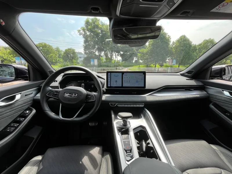 Geely Preface 2023 2.0T Solo esta versión verde interior foto 10 Geely Preface 2023 2.0T Solo esta versión verde interior foto 10