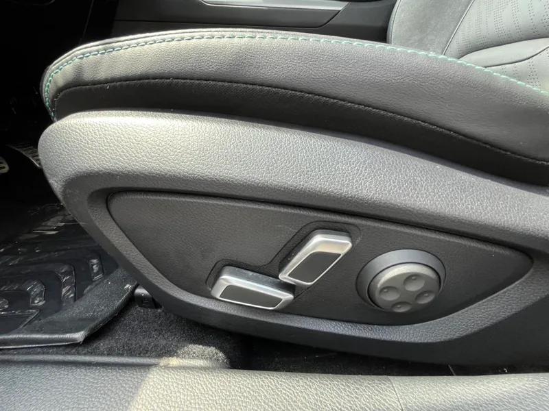 Geely Preface 2023 2.0T Solo esta versión verde interior foto 14 Geely Preface 2023 2.0T Solo esta versión verde interior foto 14