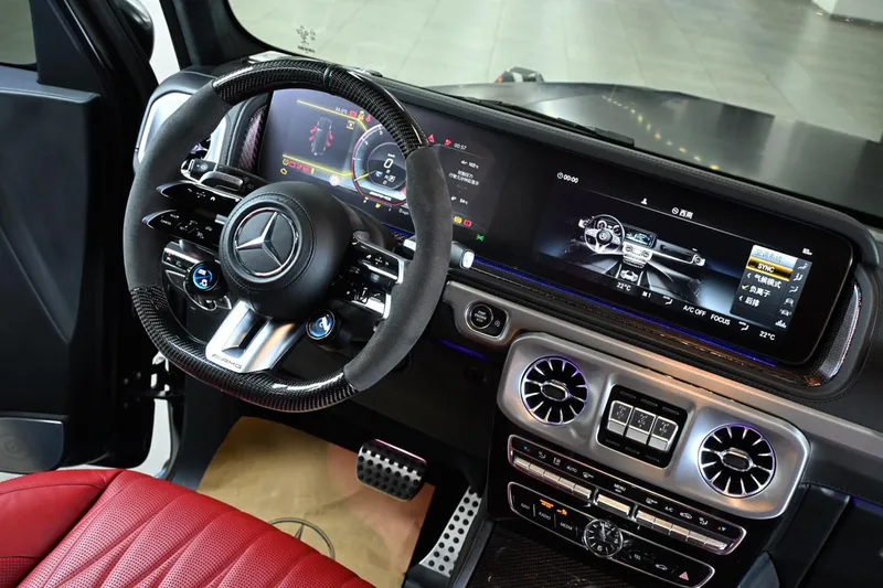 Mercedes-Benz Mercedes-AMG G-Class 2022 4.0T Automatique Quatre roues motrices 5 Siège Importations parallèles intérieur photo 19 Mercedes-Benz Mercedes-AMG G-Class 2022 4.0T Automatique Quatre roues motrices 5 Siège Importations parallèles intérieur photo 19