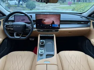Chery Arrizo 8 PRO 2025 1.6T DCT Luxury type interior photo 16 Chery Arrizo 8 PRO 2025 1.6T DCT Luxury type interior photo 16