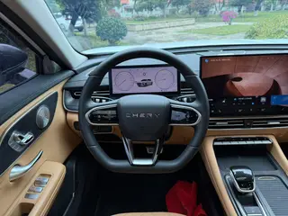 Chery Arrizo 8 PRO 2025 1.6T DCT Luxury type interior photo 17 Chery Arrizo 8 PRO 2025 1.6T DCT Luxury type interior photo 17