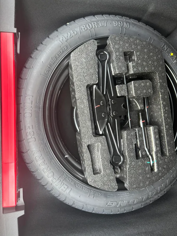 Chery Arrizo 8 2025 2.0T DCT Strength interior photo 12 Chery Arrizo 8 2025 2.0T DCT Strength interior photo 12