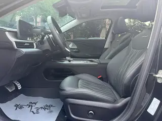 Chery Arrizo 8 2025 2.0T DCT Strength interior photo 16 Chery Arrizo 8 2025 2.0T DCT Strength interior photo 16