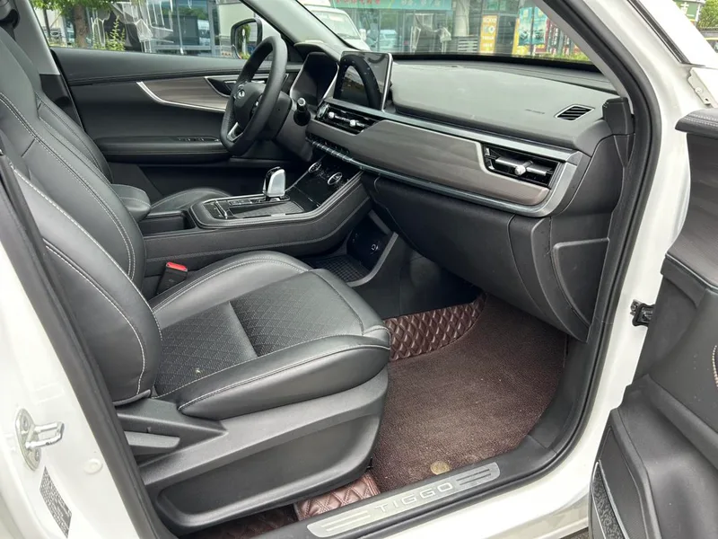 Chery Tiggo 8 2020 290TGDI Automatic Luxury Edition interior photo 18 Chery Tiggo 8 2020 290TGDI Automatic Luxury Edition interior photo 18