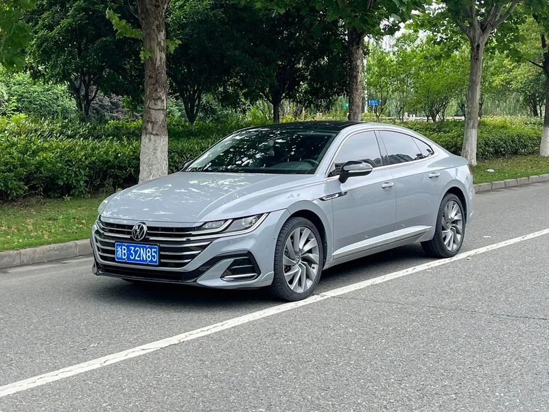 Volkswagen CC 2021 380TSI eye-catching version exterior photo 1 Volkswagen CC 2021 380TSI eye-catching version exterior photo 1