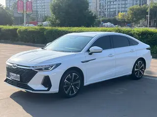 Chery Arrizo 8 2022 1.6TGDI DCT Ya.