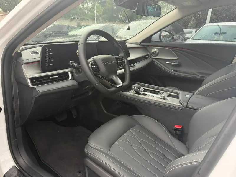 Chery Arrizo 8 2022 1.6TGDI DCT Elegance exterior photo 7
