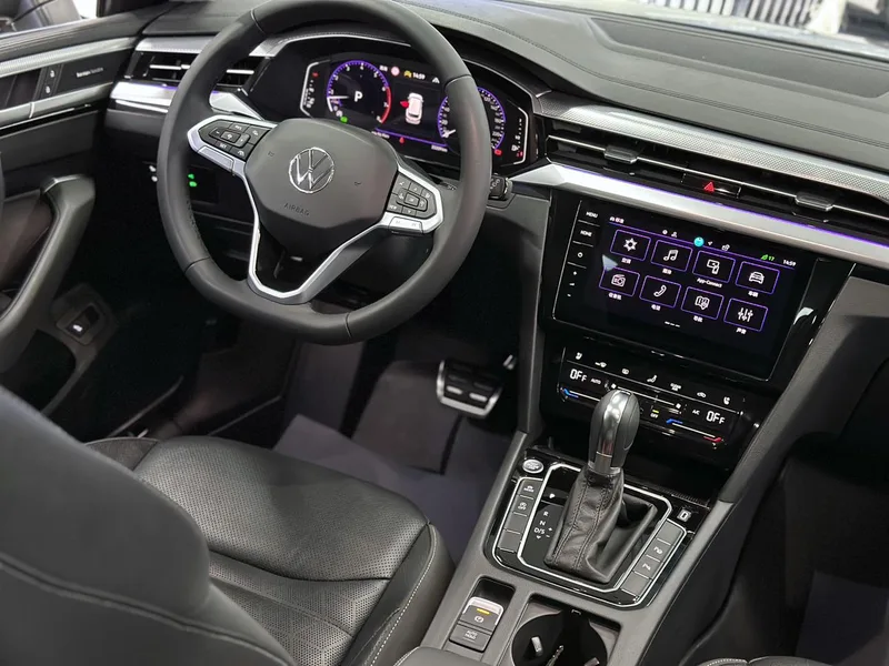 Volkswagen CC 2024 Hunting car 380TSI Heart Hunting Edition interior photo 11 Volkswagen CC 2024 Hunting car 380TSI Heart Hunting Edition interior photo 11