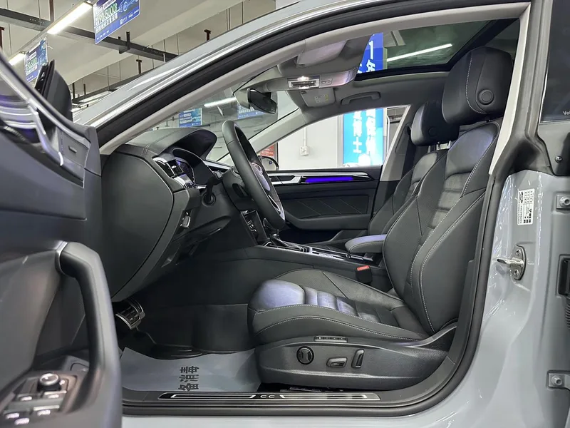 Volkswagen CC 2024 Hunting car 380TSI Heart Hunting Edition interior photo 19 Volkswagen CC 2024 Hunting car 380TSI Heart Hunting Edition interior photo 19