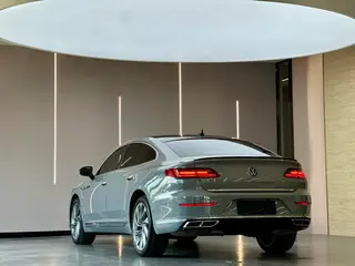 Volkswagen CC 2021 380TSI Version accrocheuse 30 Édition anniversaire extérieur photo 4 Volkswagen CC 2021 380TSI Version accrocheuse 30 Édition anniversaire extérieur photo 4