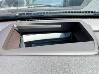 Geely Monjaro 2025 2.0TD High-power automatic two-wheel drive oriental obsidian star version exterior photo 9 Geely Monjaro 2025 2.0TD High-power automatic two-wheel drive oriental obsidian star version exterior photo 9