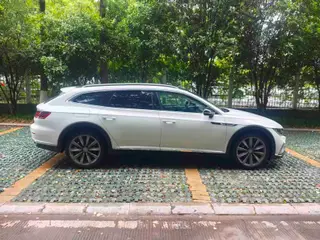 Volkswagen CC 2021 Camión de caza 380TSI Versión de caza del corazón exterior foto 4 Volkswagen CC 2021 Camión de caza 380TSI Versión de caza del corazón exterior foto 4
