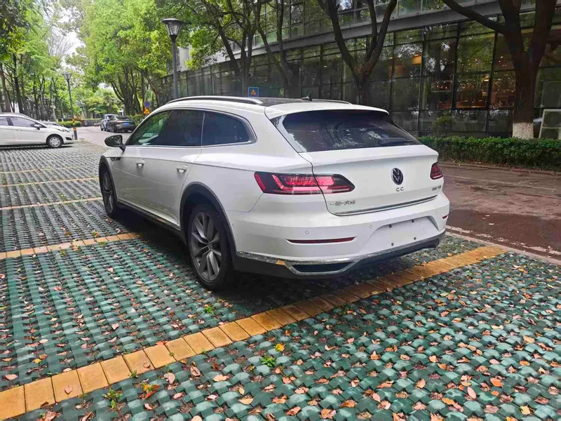 Volkswagen CC 2021 Camión de caza 380TSI Versión de caza del corazón interior foto 6 Volkswagen CC 2021 Camión de caza 380TSI Versión de caza del corazón interior foto 6