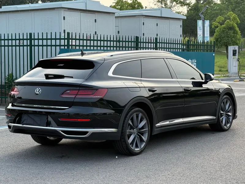 Volkswagen CC 2021 Hunting car 380TSI Heart Hunting Edition exterior photo 3 Volkswagen CC 2021 Hunting car 380TSI Heart Hunting Edition exterior photo 3