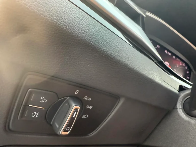 Volkswagen CC 2021 Hunting car 380TSI Heart Hunting Edition interior photo 13 Volkswagen CC 2021 Hunting car 380TSI Heart Hunting Edition interior photo 13