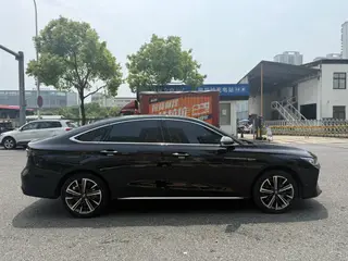 Chery Arrizo 8 PRO 2025 1.6T DCT Luxury type exterior photo 4 Chery Arrizo 8 PRO 2025 1.6T DCT Luxury type exterior photo 4