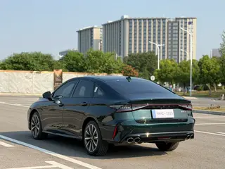 Chery Arrizo 8 2024 High-energy version 2.0T AT Imperial interior photo 20 Chery Arrizo 8 2024 High-energy version 2.0T AT Imperial interior photo 20