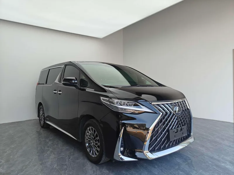 Lexus LM 2020 300h E-Four Four Imperial Edition exterior photo 3