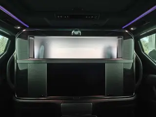 Lexus LM 2020 300h E-Four Four Imperial Edition interior photo 13