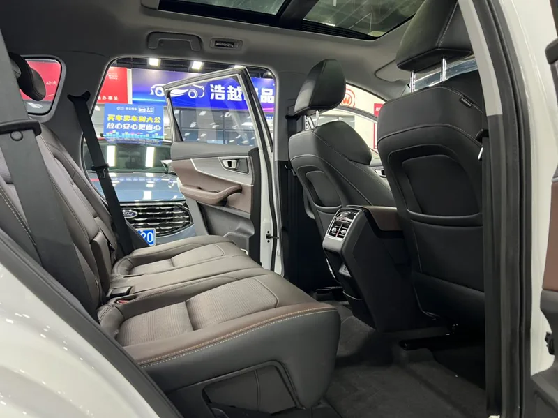 Chery Tiggo 8 2019 1.6TGDI Auto Premium Edition interior photo 9 Chery Tiggo 8 2019 1.6TGDI Auto Premium Edition interior photo 9