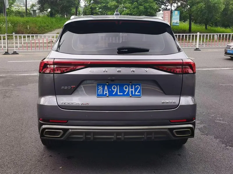 Chery Tiggo 8 Pro 2024 Champion Edition 290T Two-wheel Drive Peak Edition 7 seat interior photo 8 Chery Tiggo 8 Pro 2024 Champion Edition 290T Two-wheel Drive Peak Edition 7 seat interior photo 8