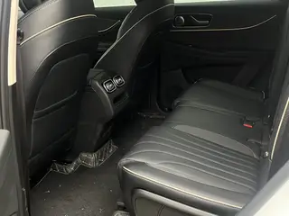 Chery Tiggo 9 2023 2.0T DCT Two-wheel drive leading version 5 seat interior photo 11 Chery Tiggo 9 2023 2.0T DCT Two-wheel drive leading version 5 seat interior photo 11